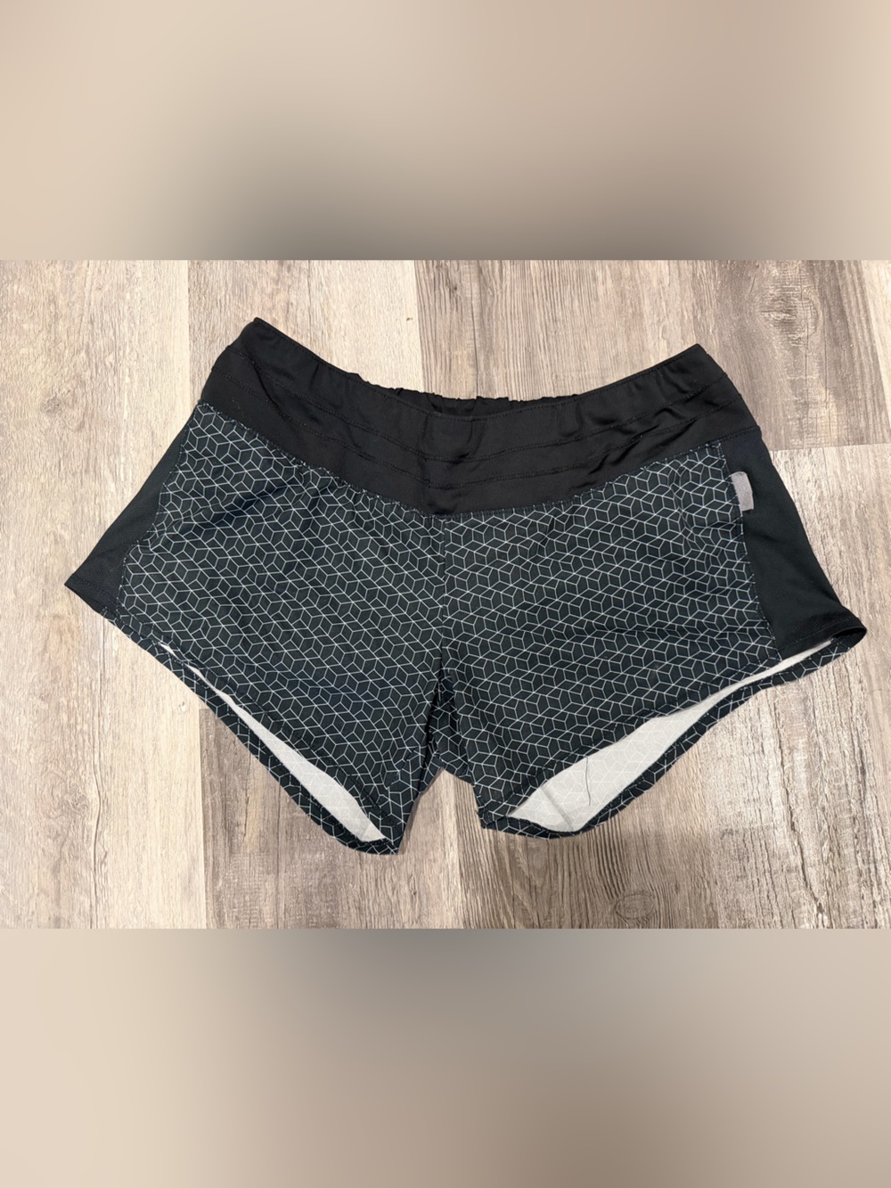 oiselle Black Athletic Bra with Bird Logo Band